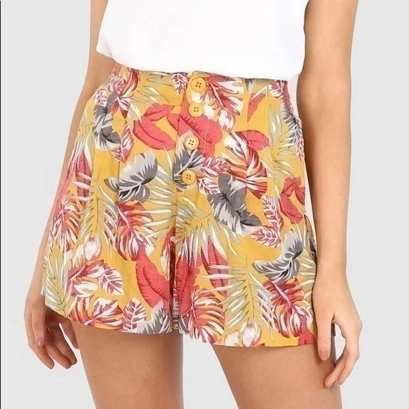 Womans Spring Yellow Orange Beachy Floral Summer Lightweight Shorts - Picture 2 of 5